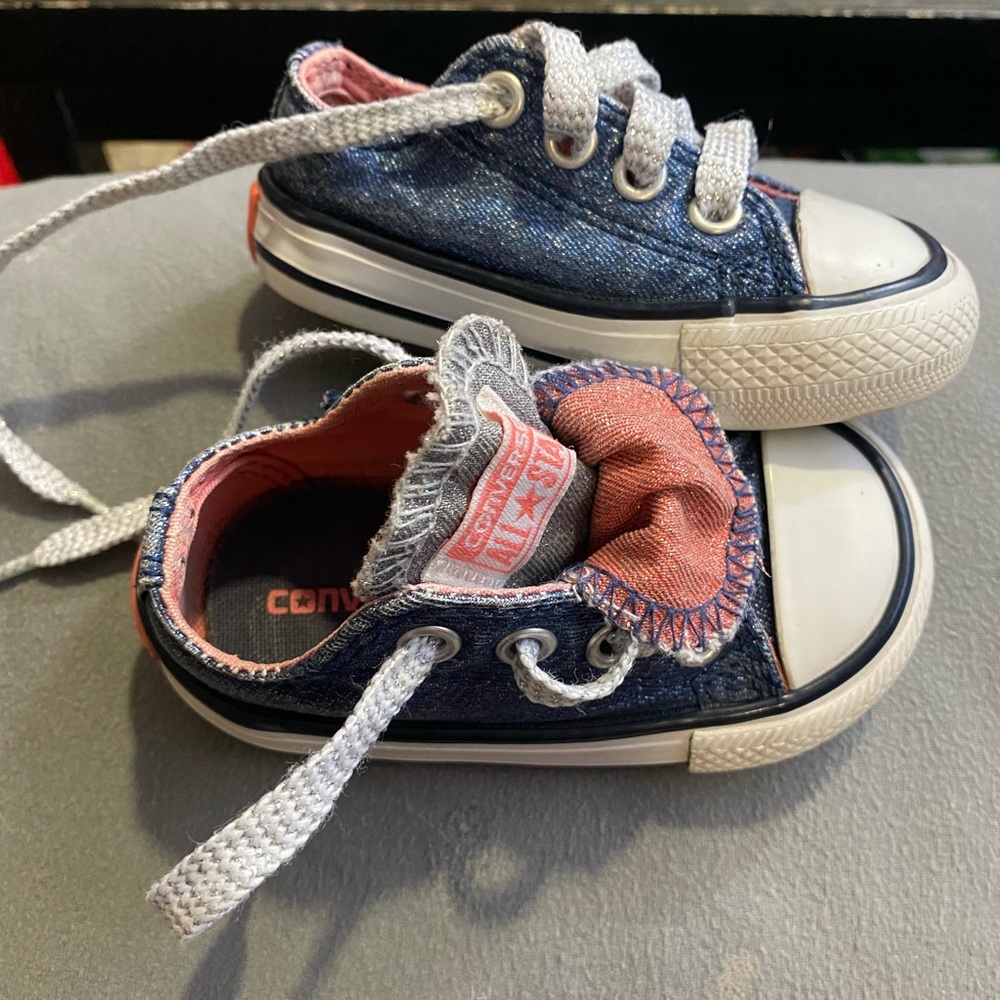 Blue Jean converse